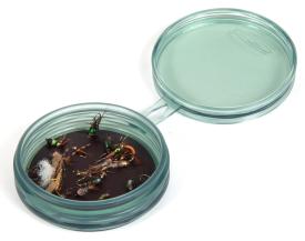 Fishpond Tacky Shallow Magpad Fly Puck
